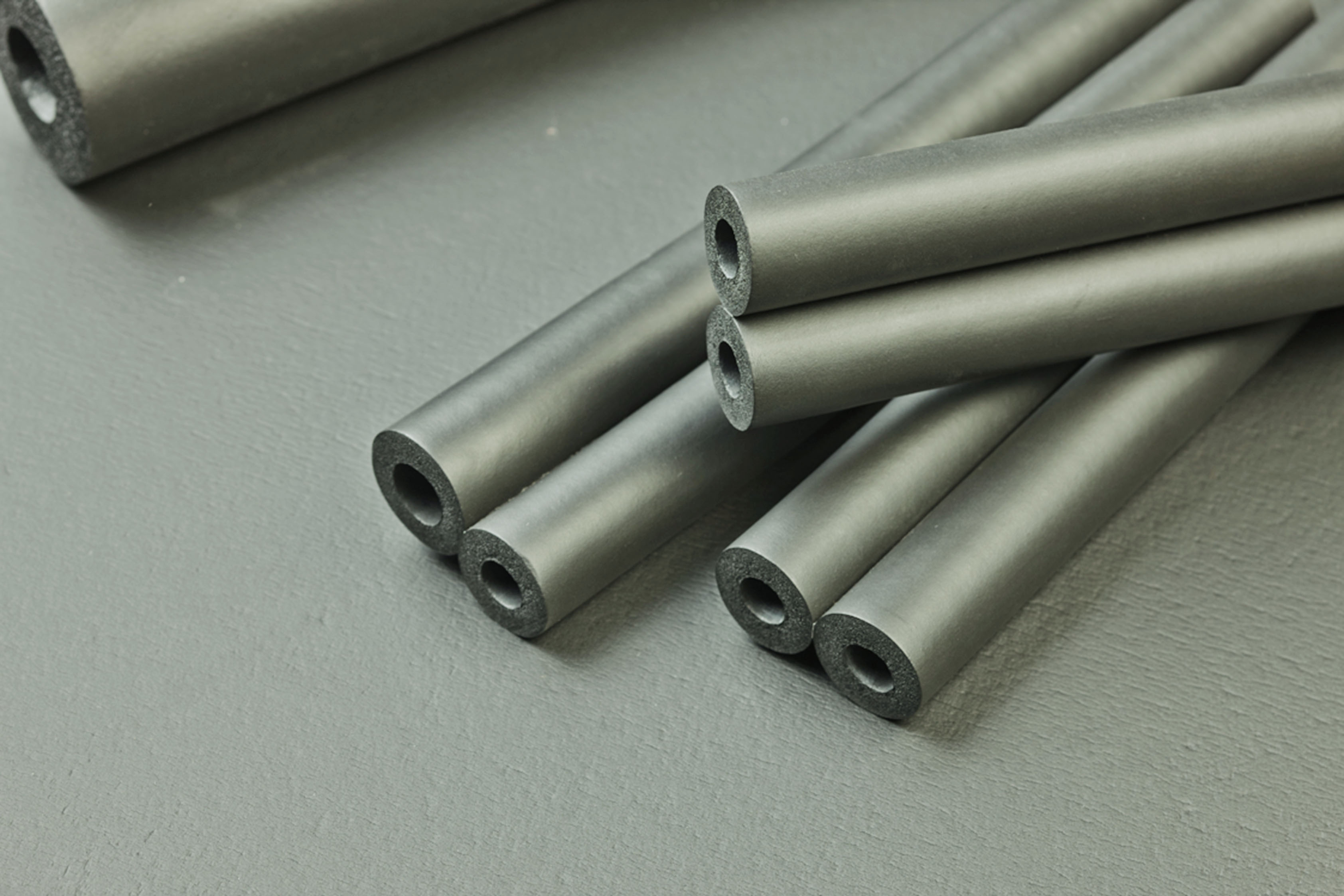 High Quality 1.83meter Length NBR Rubber Insulation Pipe